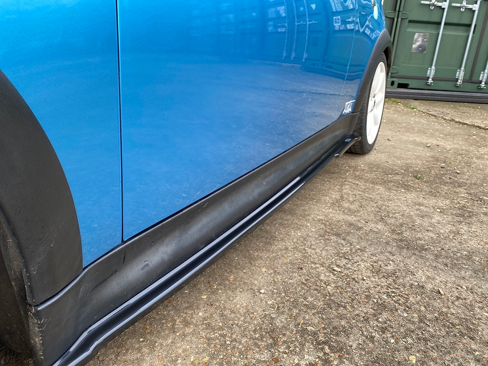 Mini Cooper S R53 TRC Side Skirts